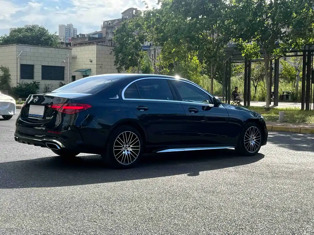 Mercedes-Benz C-Class — миниатюра 9