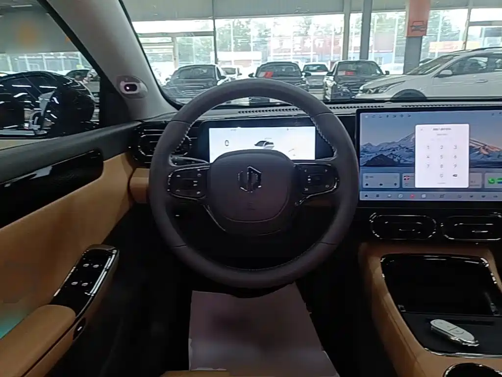 Leapmotor Leapmotor C01 — миниатюра 11