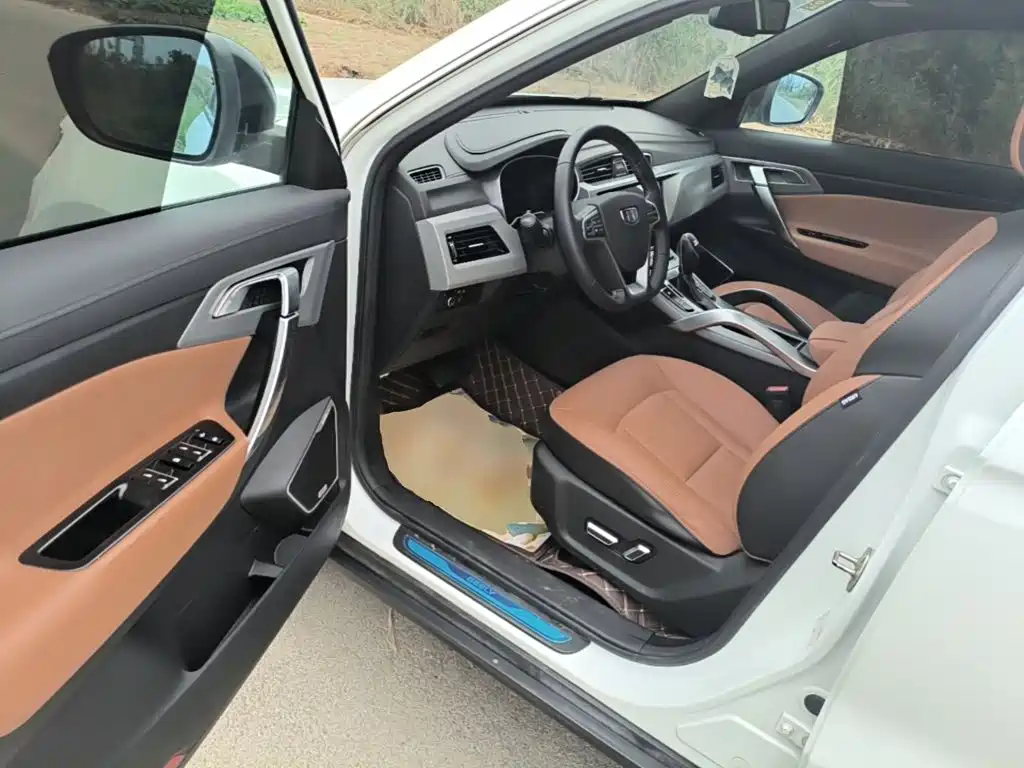 Geely Boyue — миниатюра 16