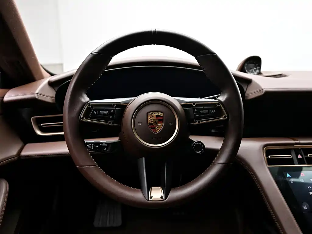 Porsche Taycan 2025 Taycan 4 Cross Turismo