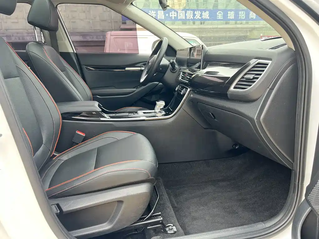 Kia Seltos — миниатюра 11