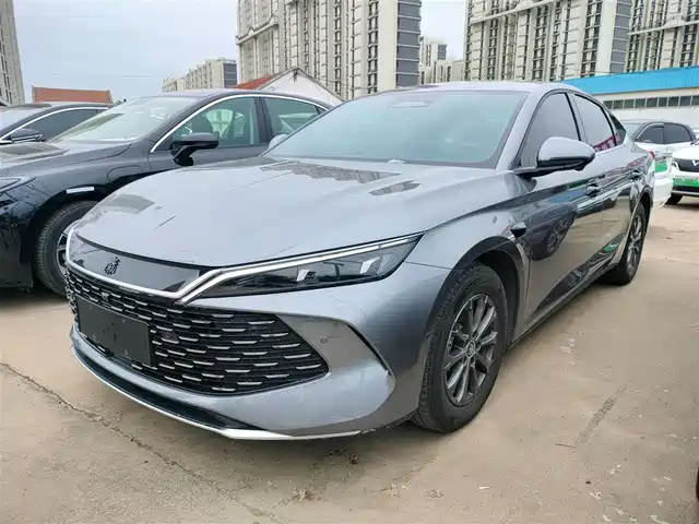 2025 BYD Qin
