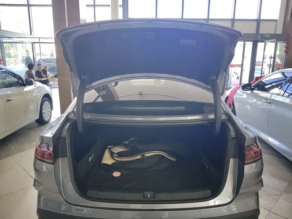 BYD Qin L — миниатюра 19