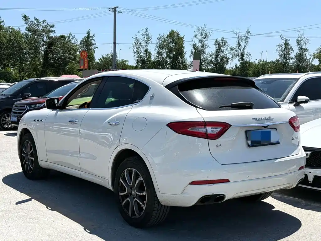 Maserati Levante — миниатюра 9