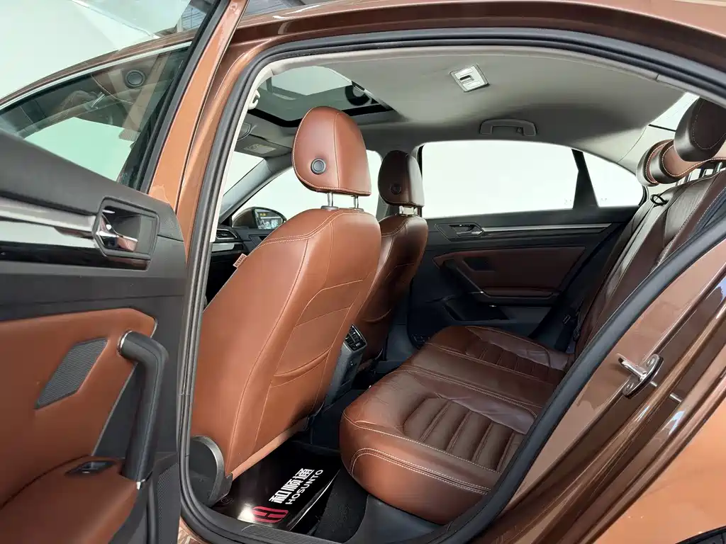 Volkswagen Lamando — миниатюра 6