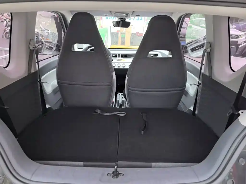 Wuling MINIEV — миниатюра 19
