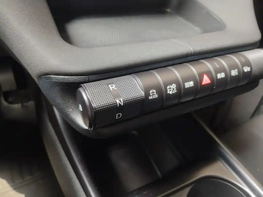 BYD Dolphin — миниатюра 14