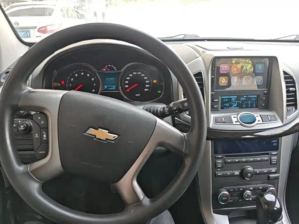 Chevrolet Captiva — миниатюра 10