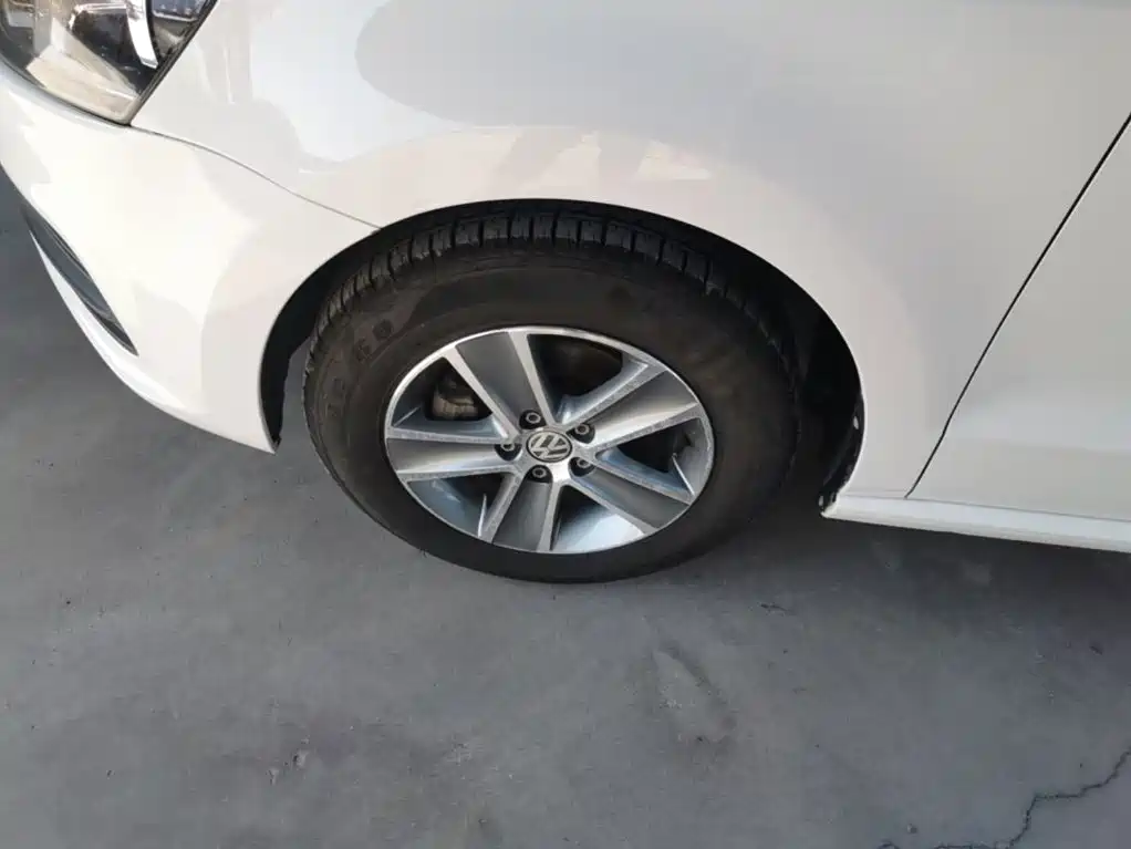 Volkswagen Polo — миниатюра 23