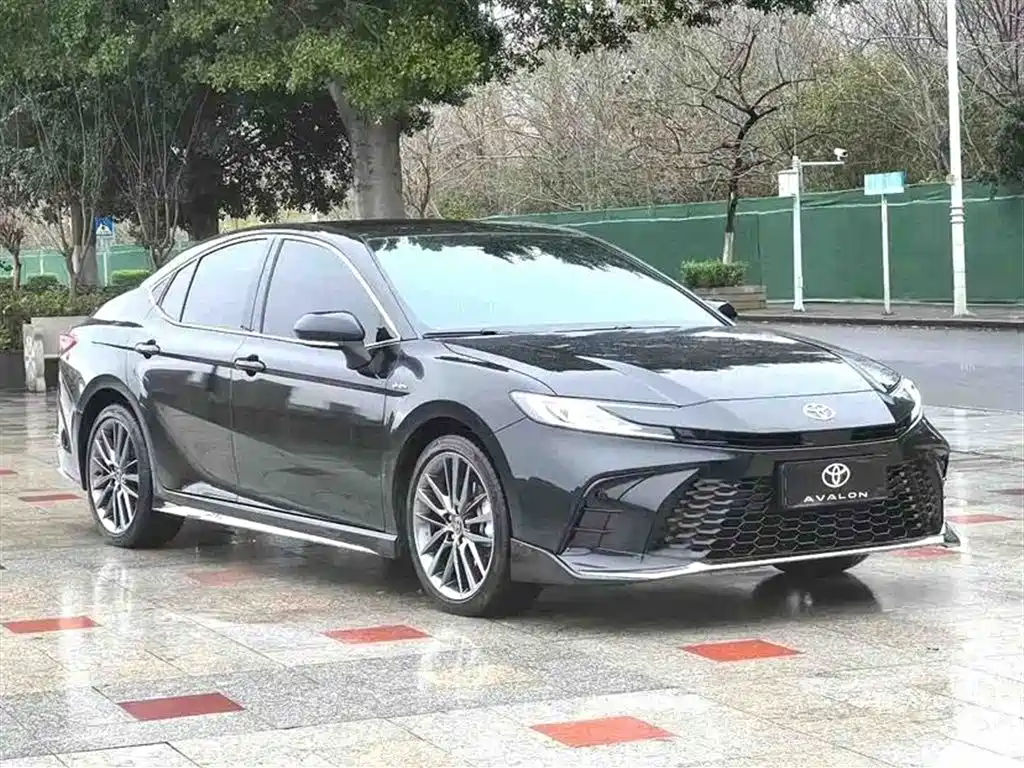 Toyota Camry 2024 2.0HXS Sport Plus