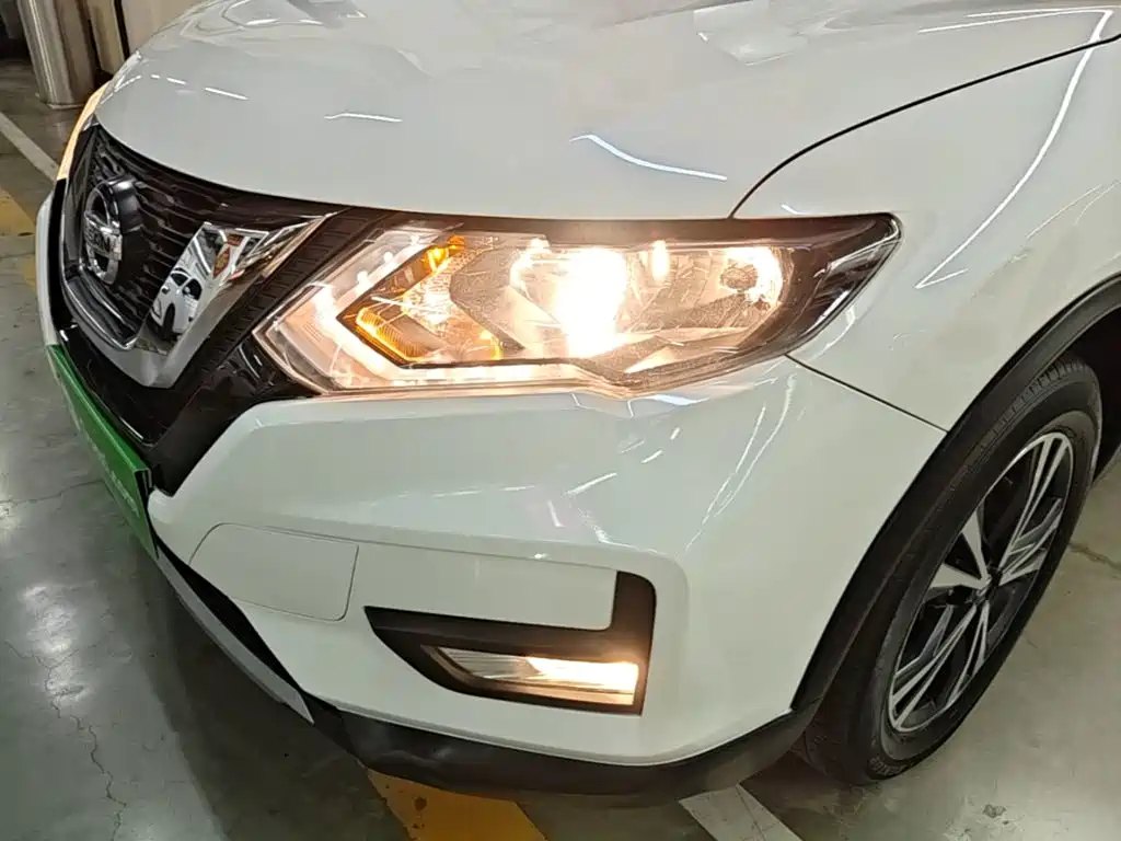 Nissan X-Trail — миниатюра 24