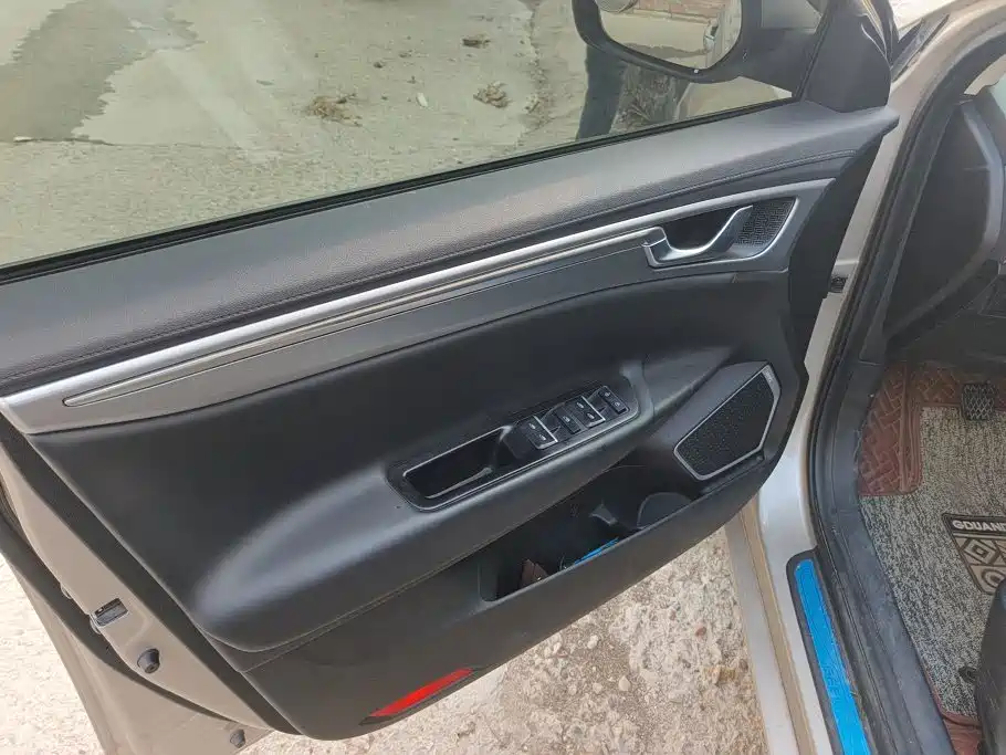 Geely Emgrand GL — миниатюра 7