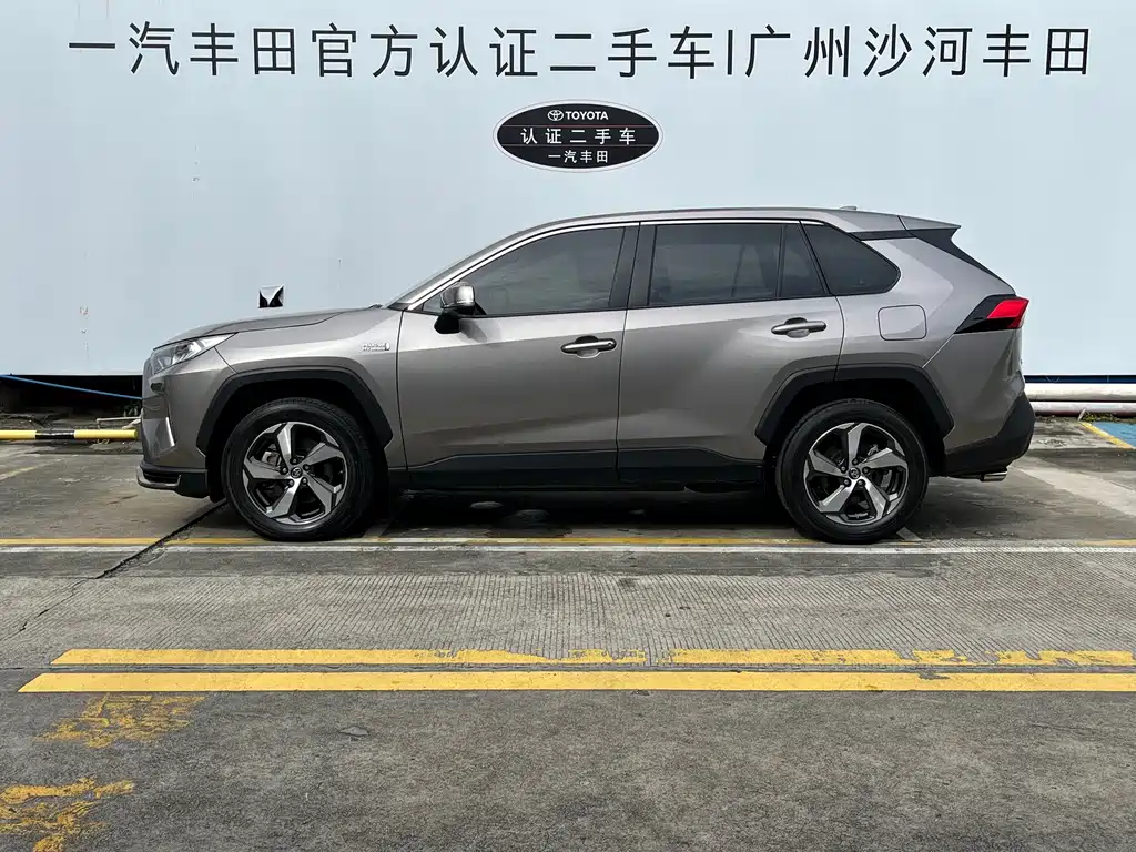 Toyota RAV4 Prime — миниатюра 4