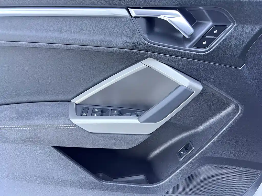 Audi Q3 — миниатюра 15