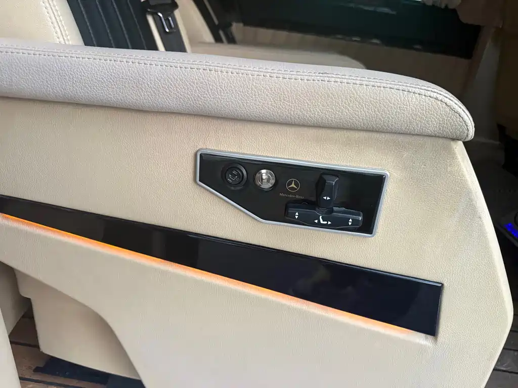 Mercedes-Benz Viano — миниатюра 18