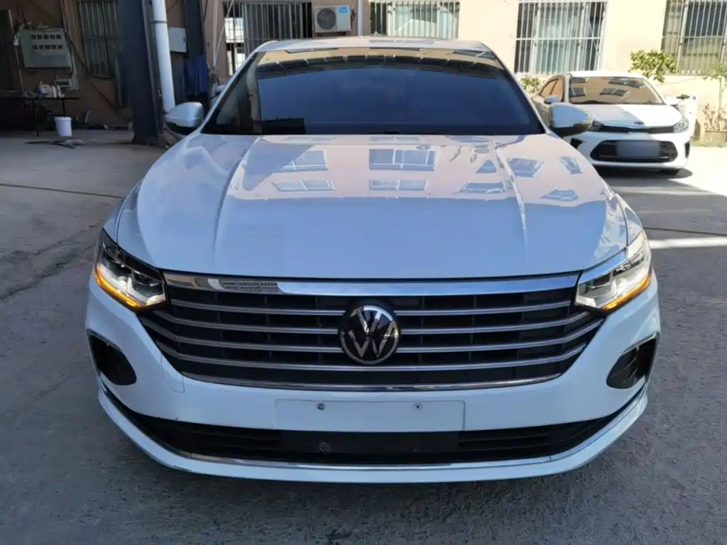 Volkswagen Lavida — миниатюра 3