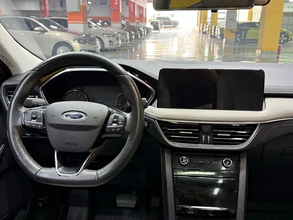 Ford Escape — миниатюра 18