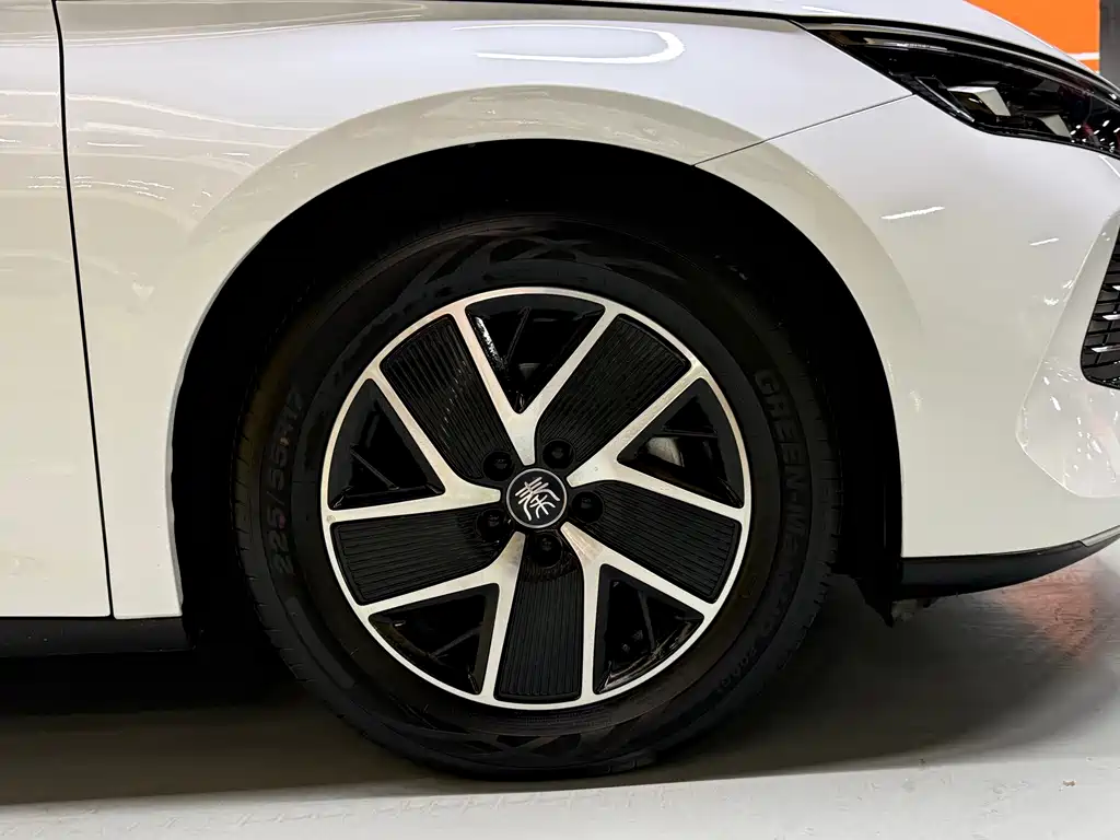 BYD Qin L — миниатюра 25
