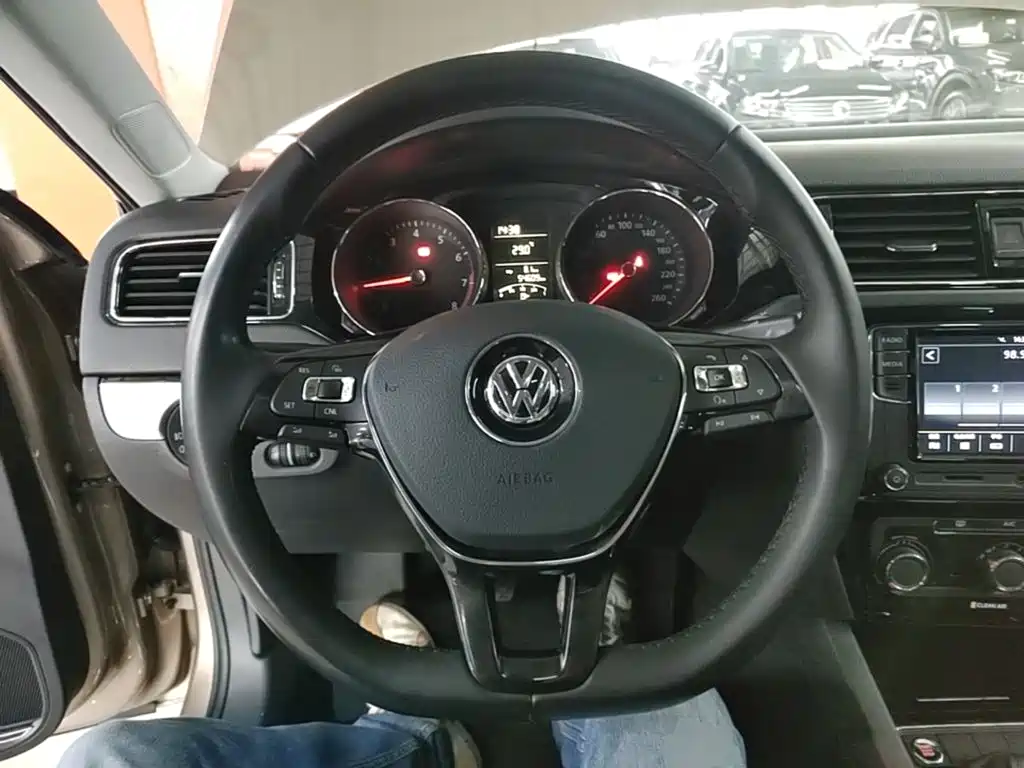 Volkswagen Sagitar — миниатюра 11