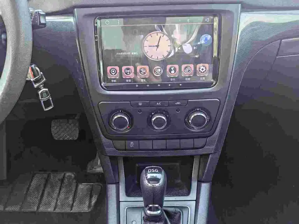 Skoda Yeti — миниатюра 13