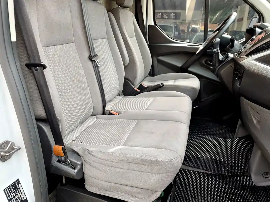 Ford Transit — миниатюра 17