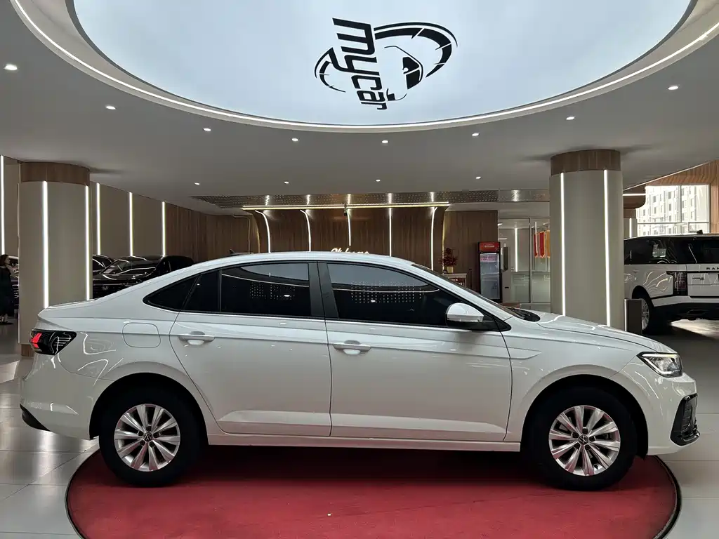 Volkswagen Lavida — миниатюра 4