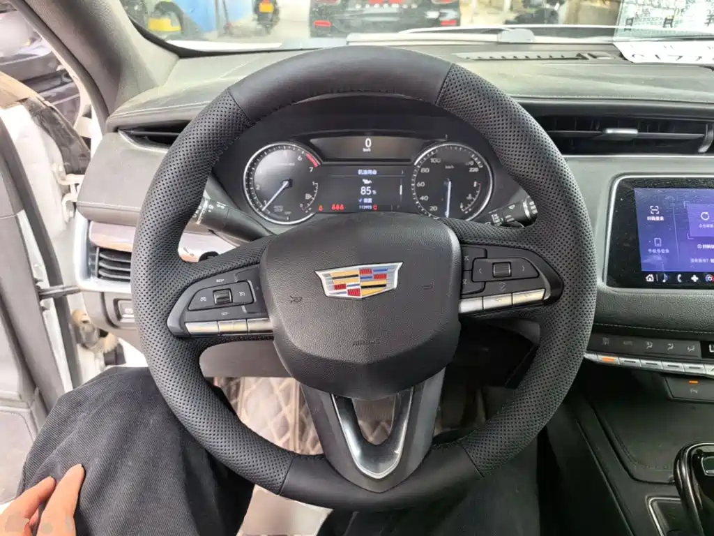 Cadillac XT4 — миниатюра 11