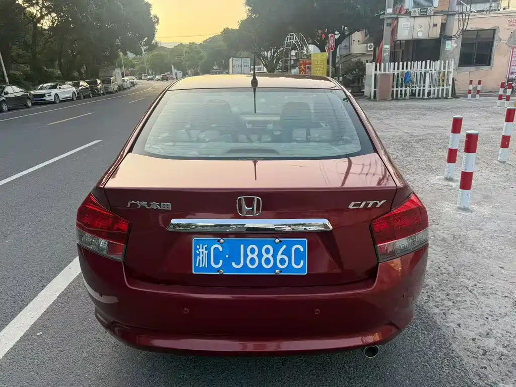 Honda City Classic — миниатюра 5