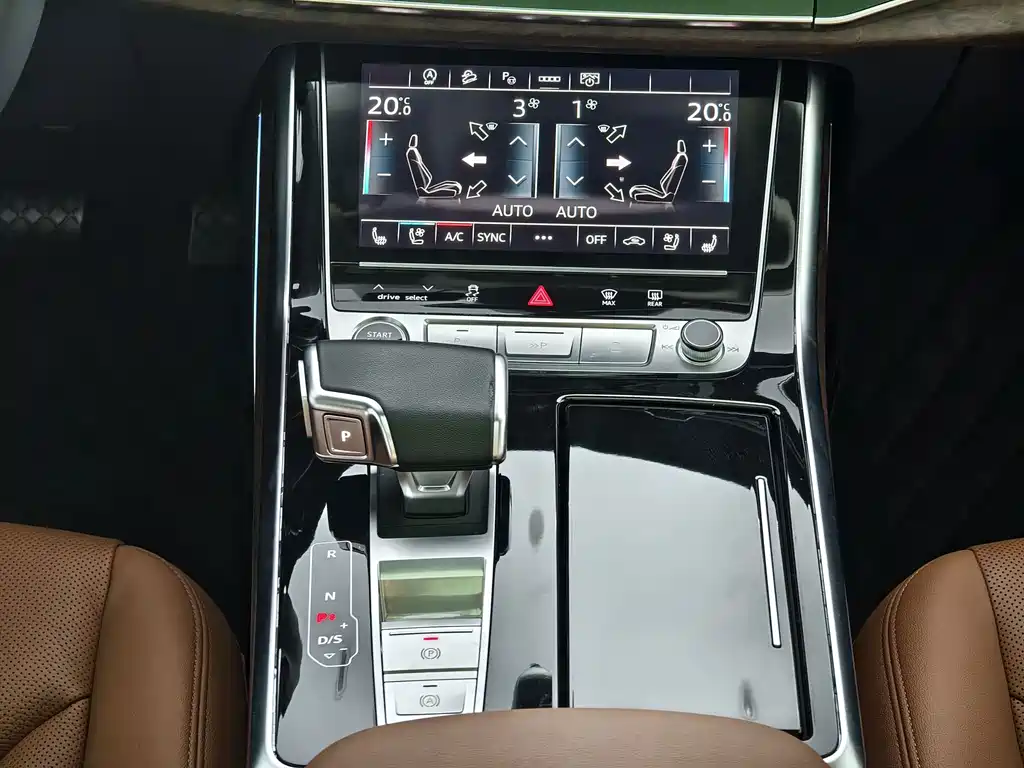 Audi Q7 — миниатюра 10