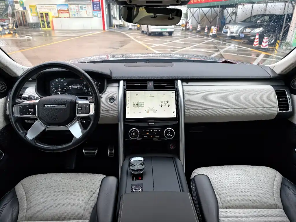 Land Rover Discovery — миниатюра 5