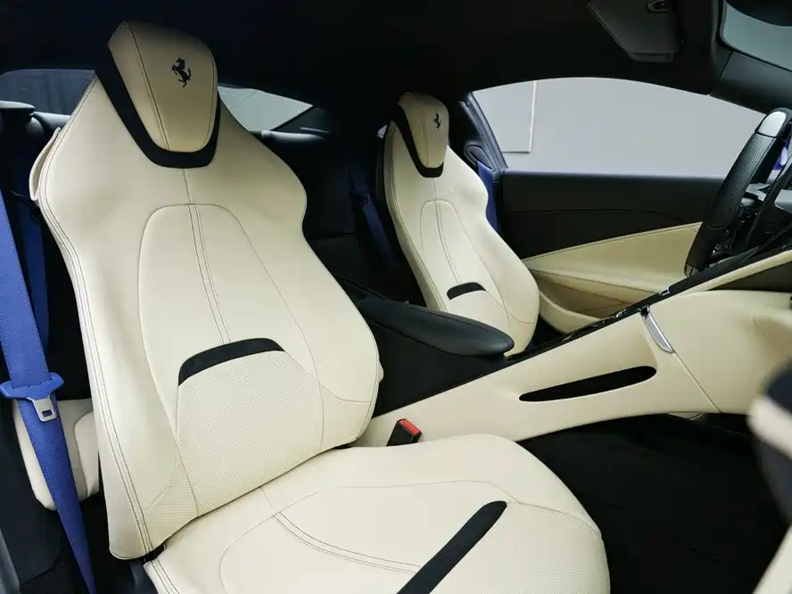 Ferrari Roma — миниатюра 12