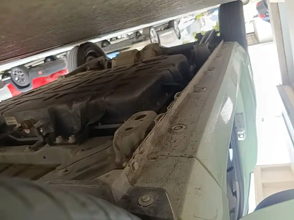 Wuling MINIEV — миниатюра 21