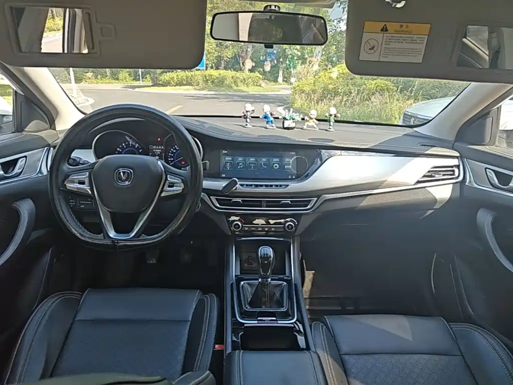 Changan Eado — миниатюра 10