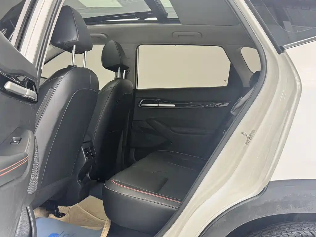 Kia Seltos — миниатюра 11