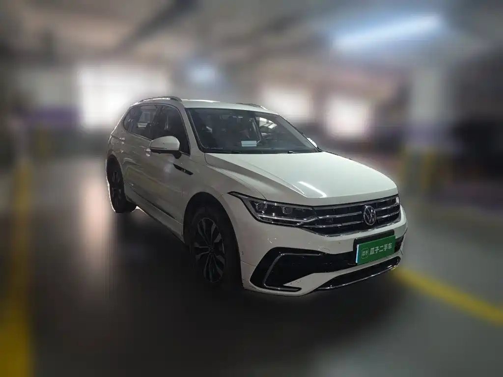 Volkswagen Tiguan L — миниатюра 3