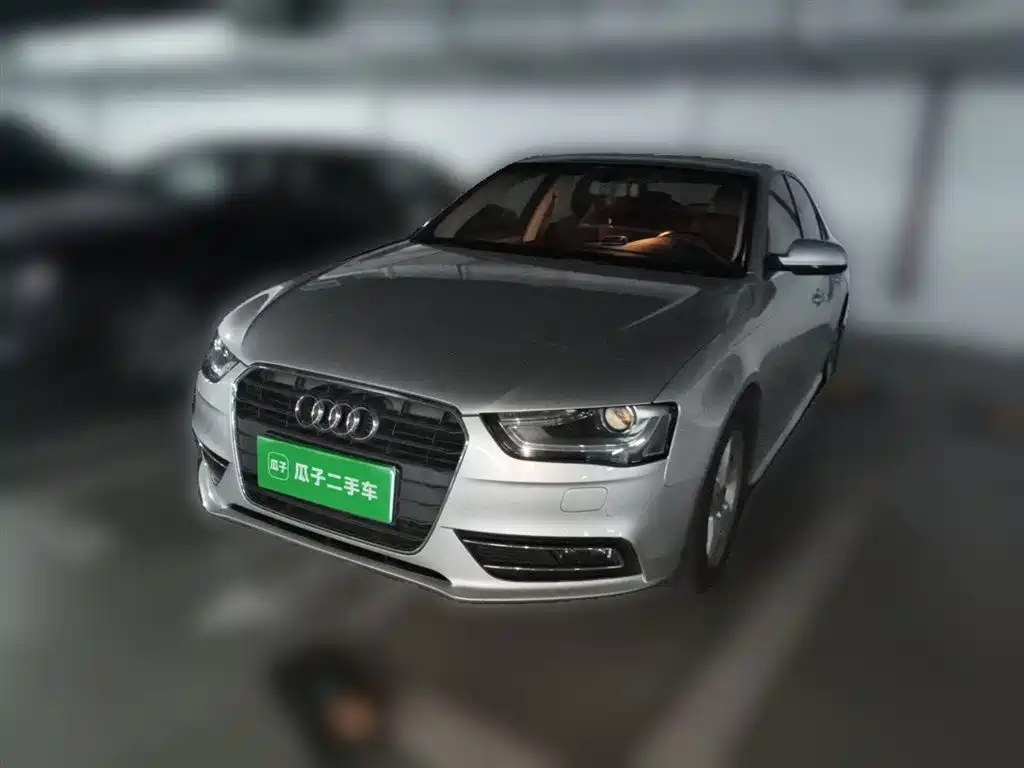 Audi A4L 2014