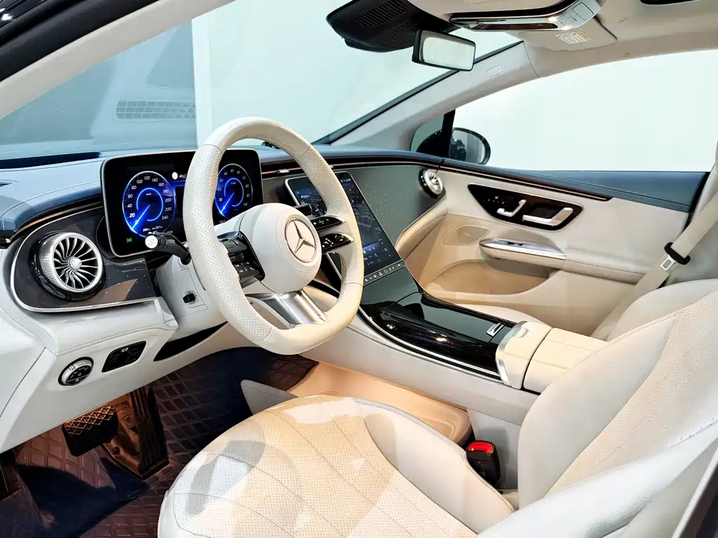 Mercedes-Benz EQE — миниатюра 7