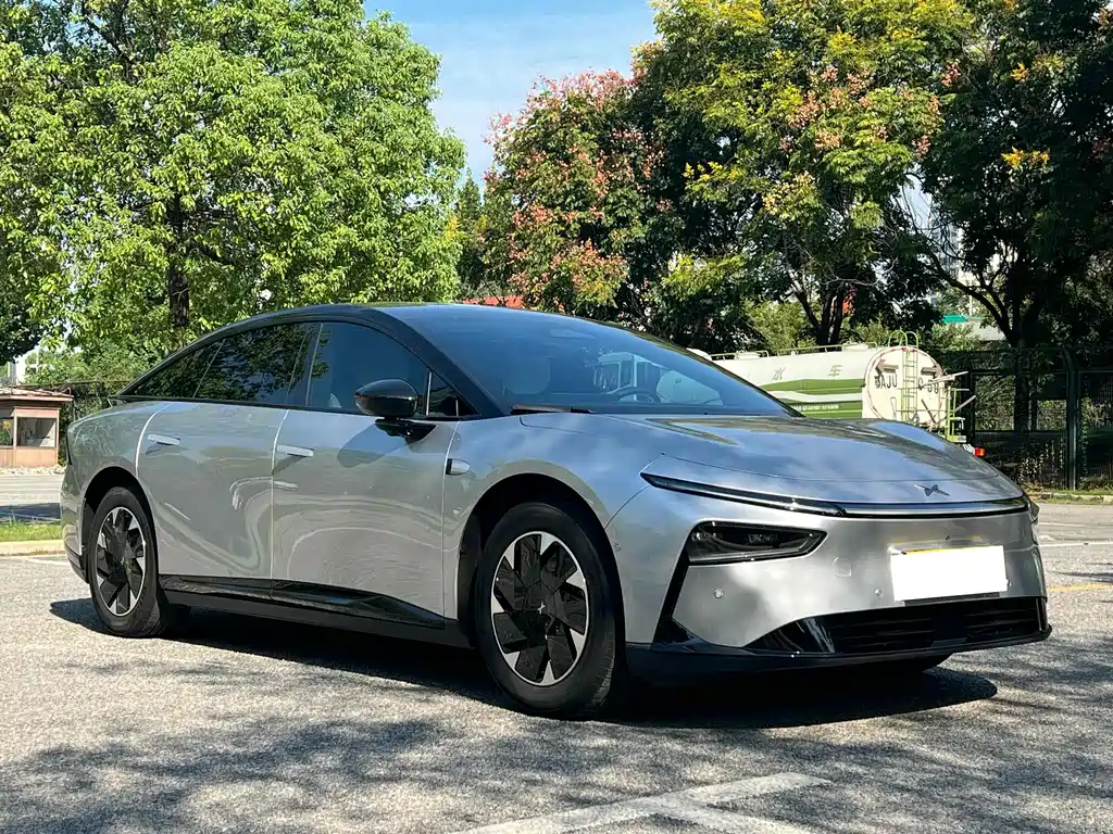 Xpeng P7 + 2024 Max