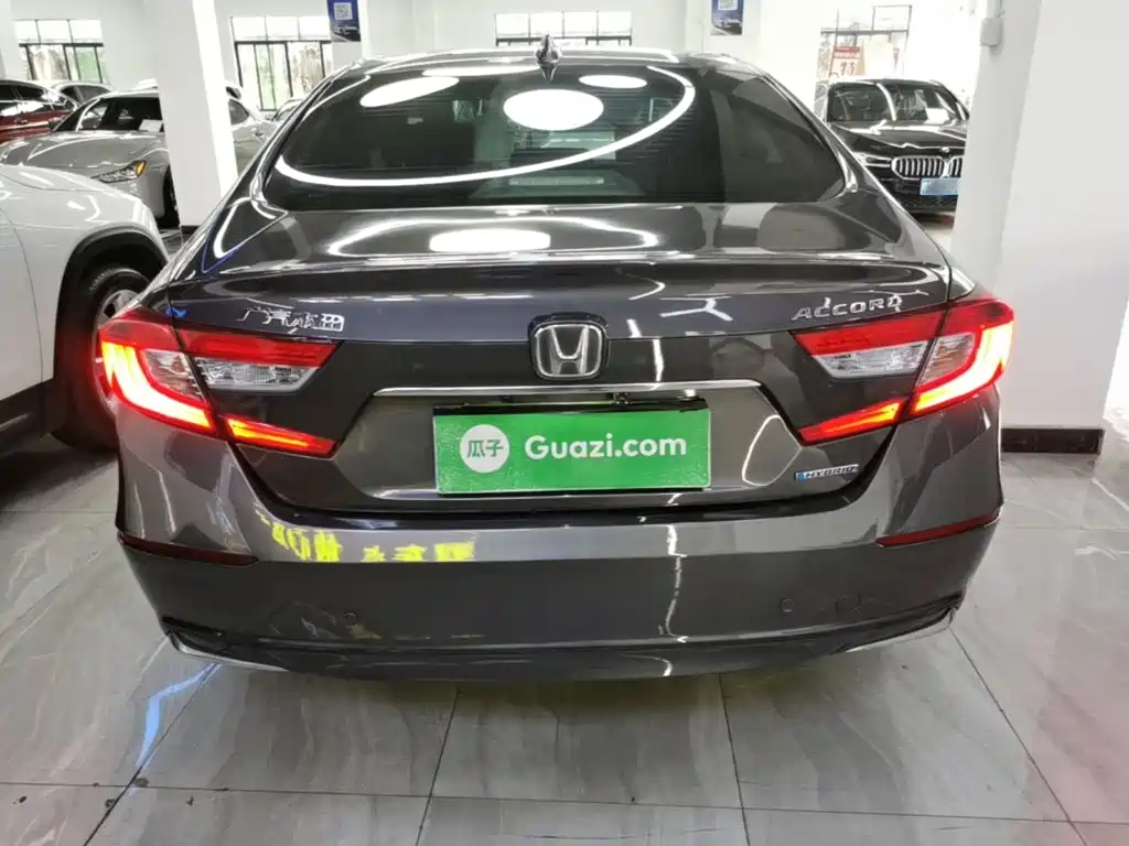 Honda Accord — миниатюра 6