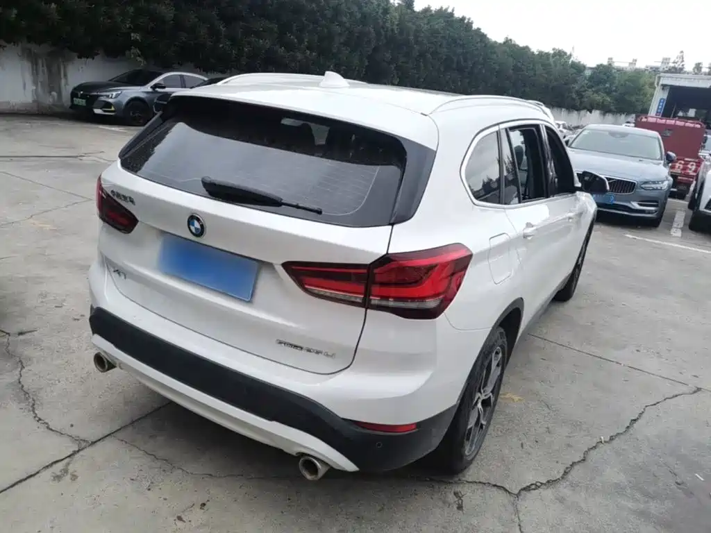 BMW X1 — миниатюра 7