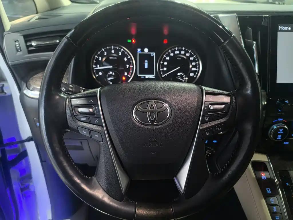 TOYOTA ELFA