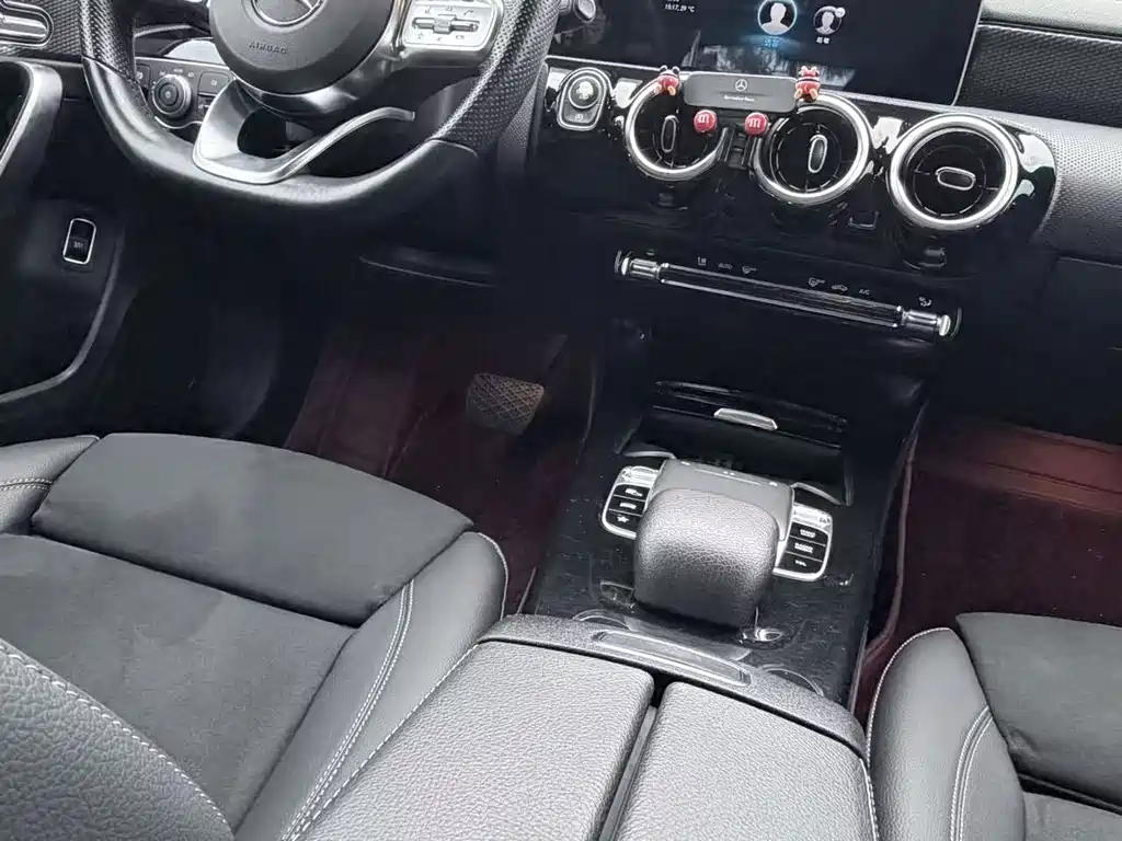 Mercedes-Benz A-Class — миниатюра 4