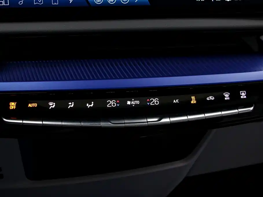 Cadillac IQ — миниатюра 9