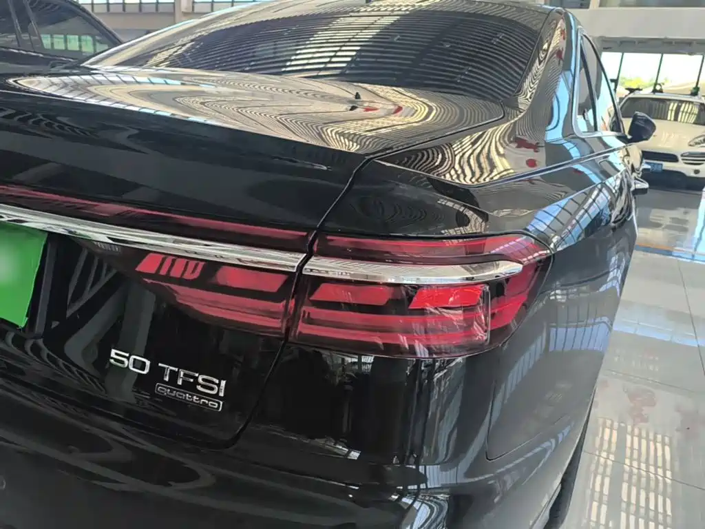Audi A8 — миниатюра 8