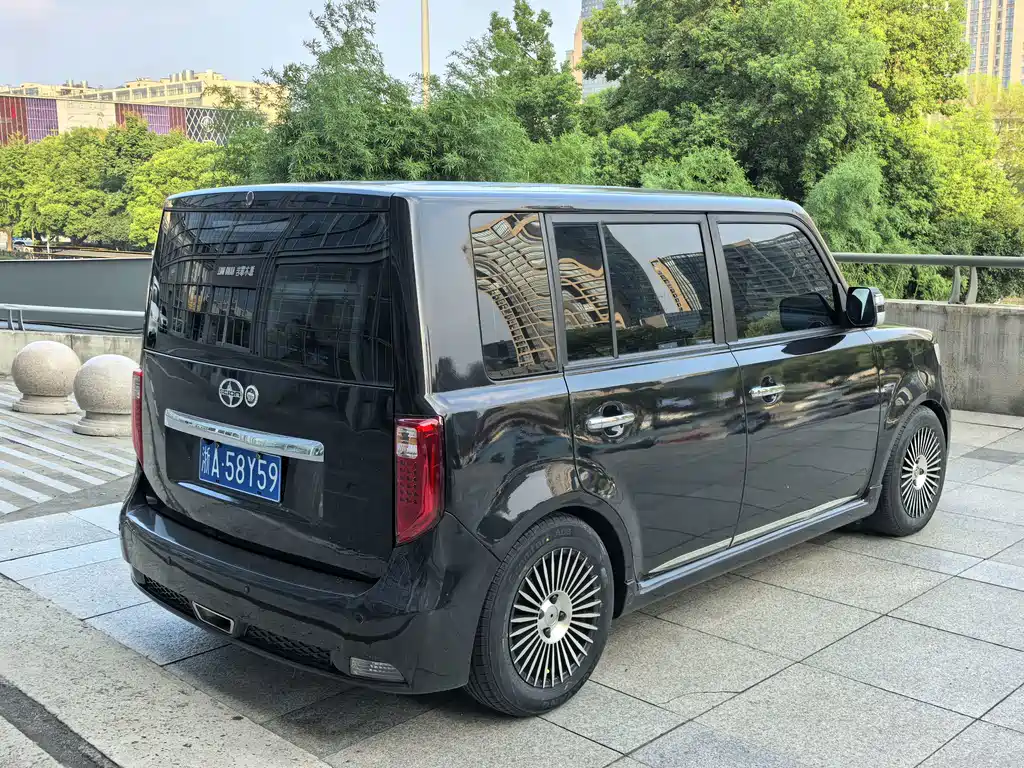 Great Wall Крутой медведь. — миниатюра 3