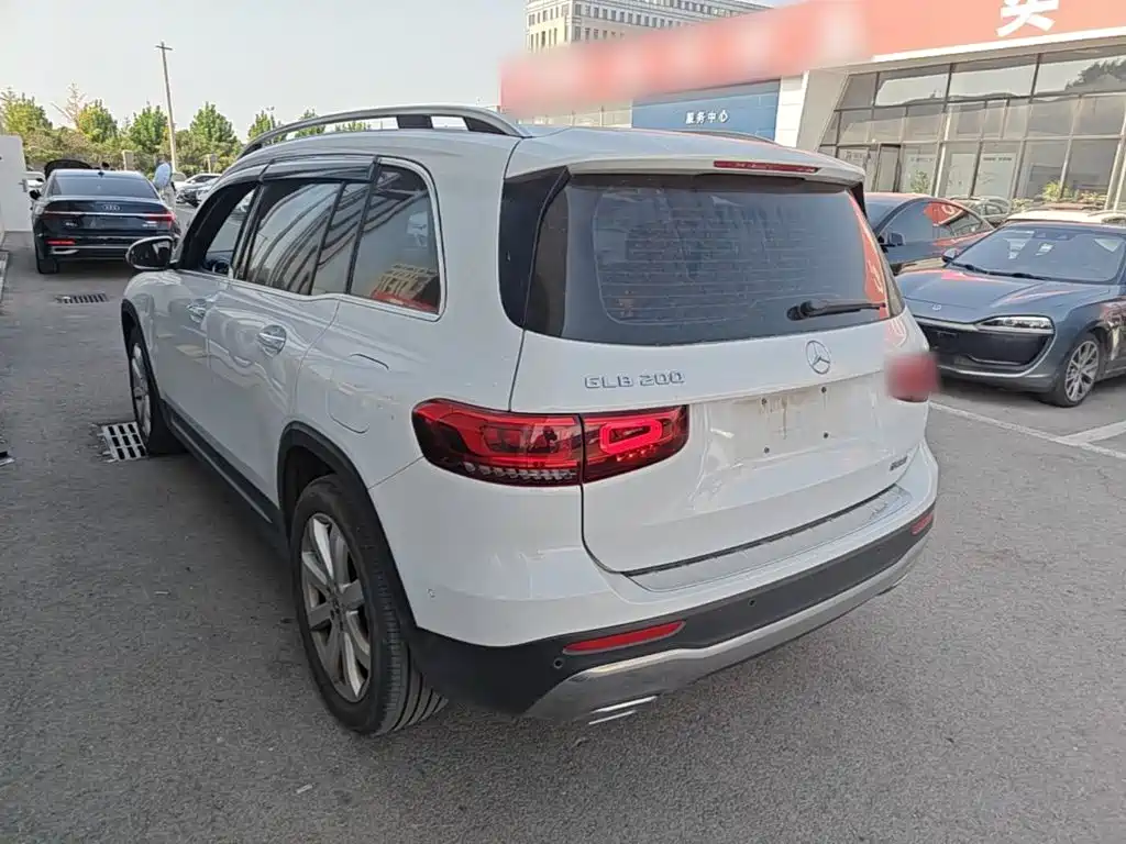 Mercedes-Benz GLB — миниатюра 5