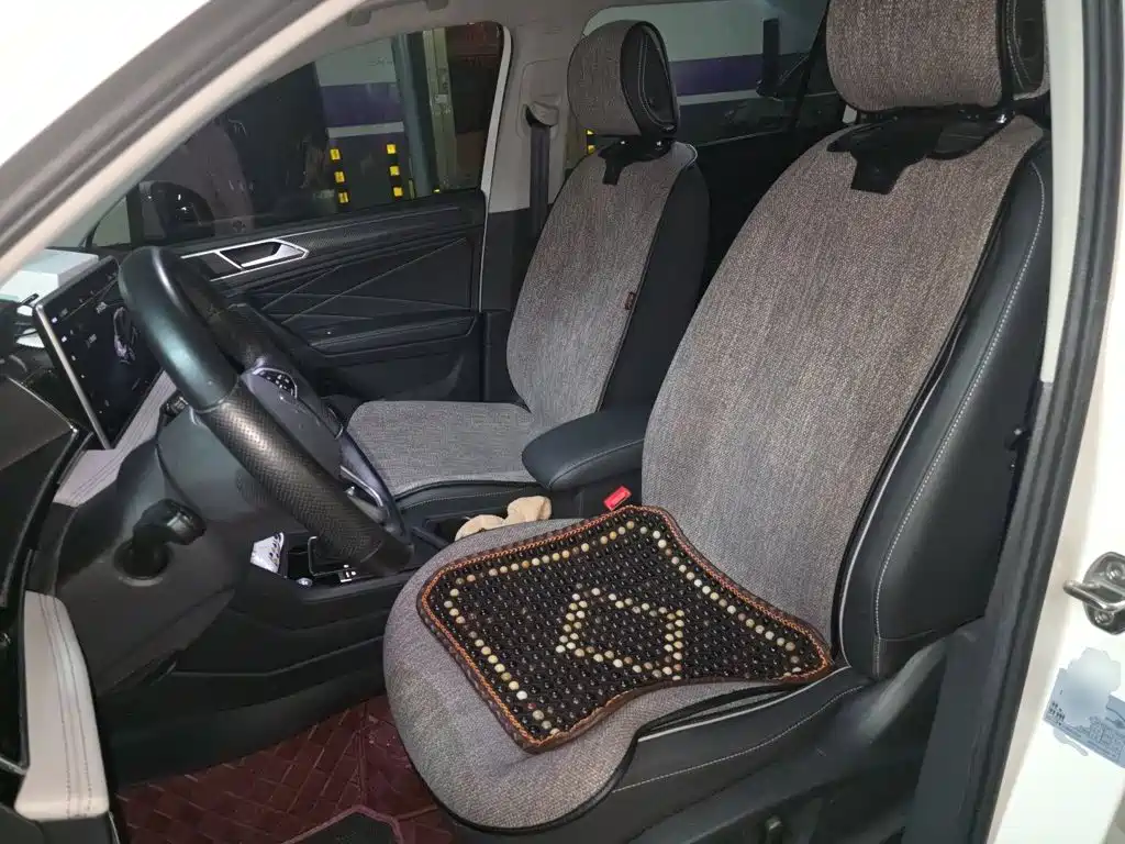 Volkswagen Tiguan L — миниатюра 17