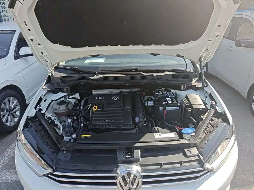 Volkswagen Golf Sportsvan — миниатюра 20