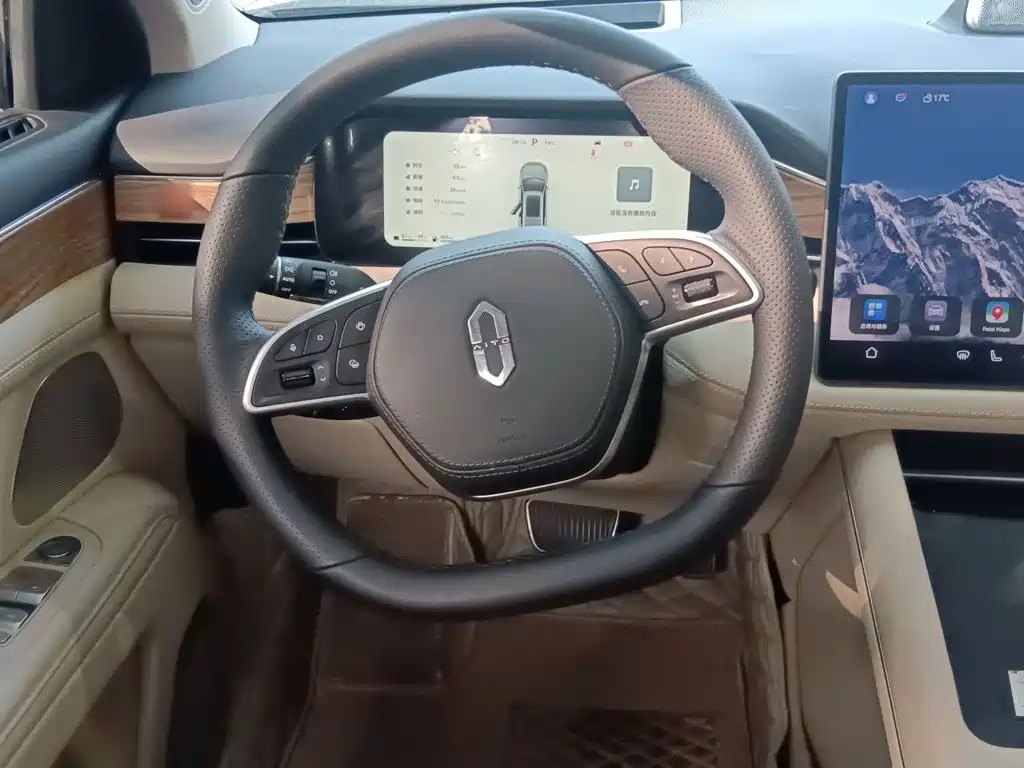 AITO AITO M7 — миниатюра 11