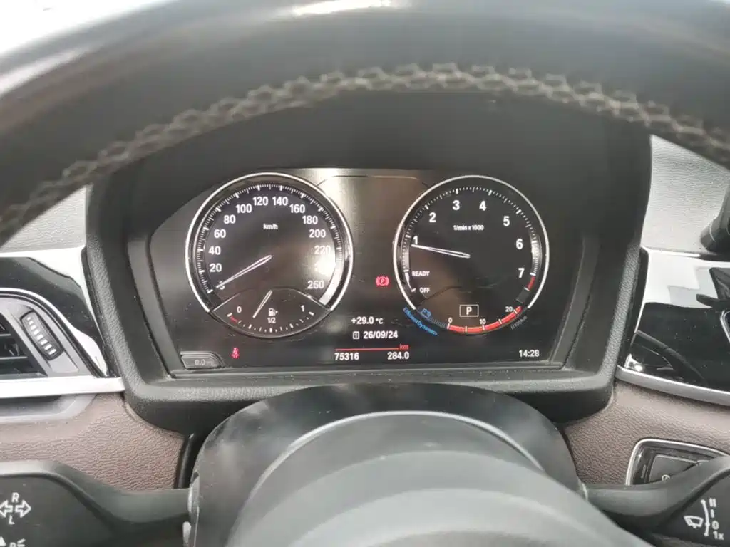 BMW X1 — миниатюра 12